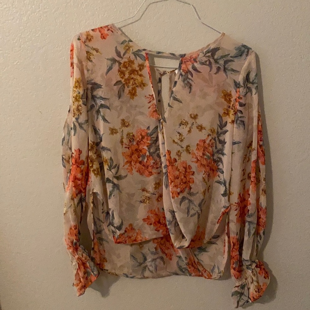 Floral Open Sleeve/Back Sheer Blouse